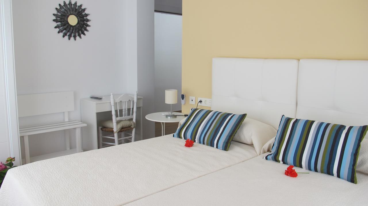 Hostal Onteniente La Mamola Exteriör bild