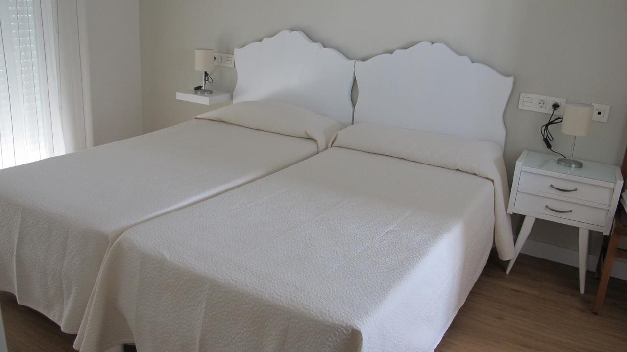 Hostal Onteniente La Mamola Exteriör bild