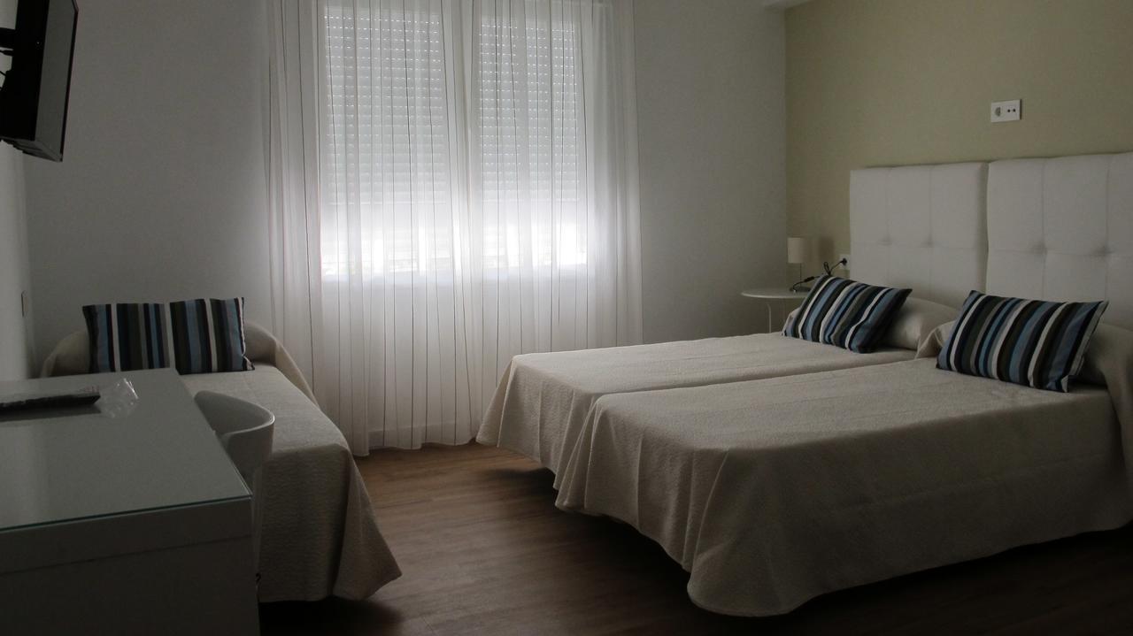 Hostal Onteniente La Mamola Exteriör bild